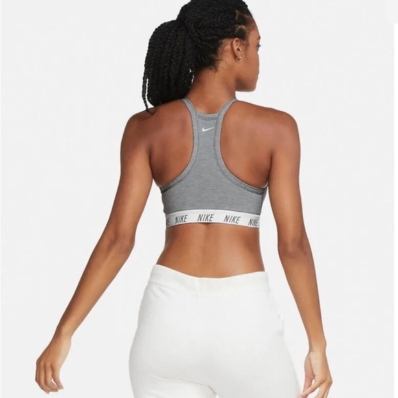 Nike Dri-Fit Swoosh Sports Bra XS - Picture 2 of 10